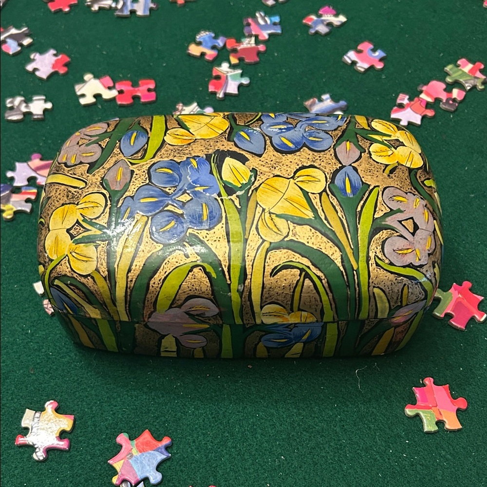 Vintage Kashmir Lacquered Paper Mache Floral Jewelry Trinket Keepsake Box